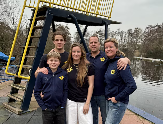 AD/RD Stad: Drie generaties Rommerts vieren 100 jaar SVH